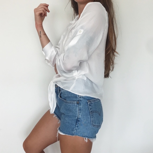 [SOLD] Ellen Tracy silky button-down blouse - Picture 3 of 5